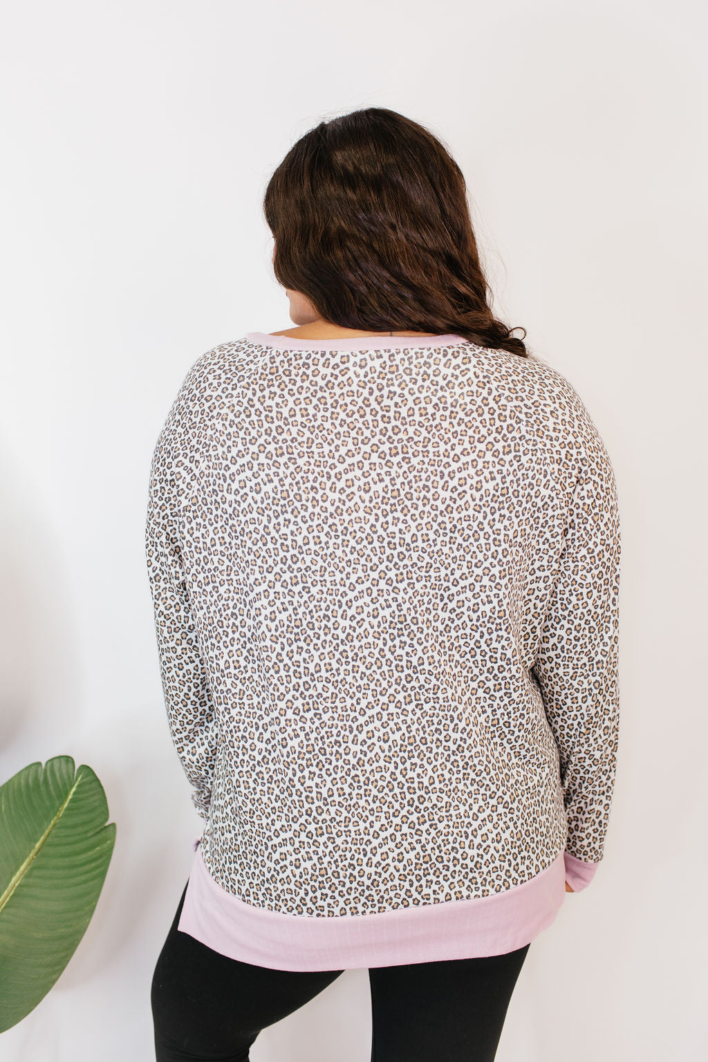 Cozy Trends Pullover In Cheetah - Reg & Curvy