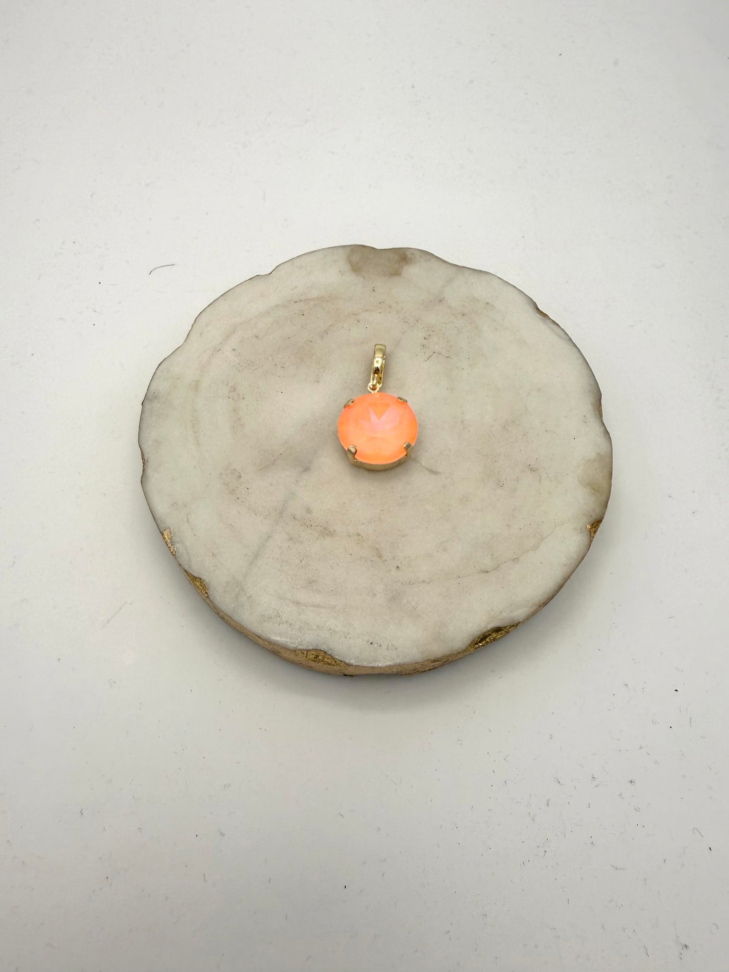 Round Charm 16MM in Mango Sorbet