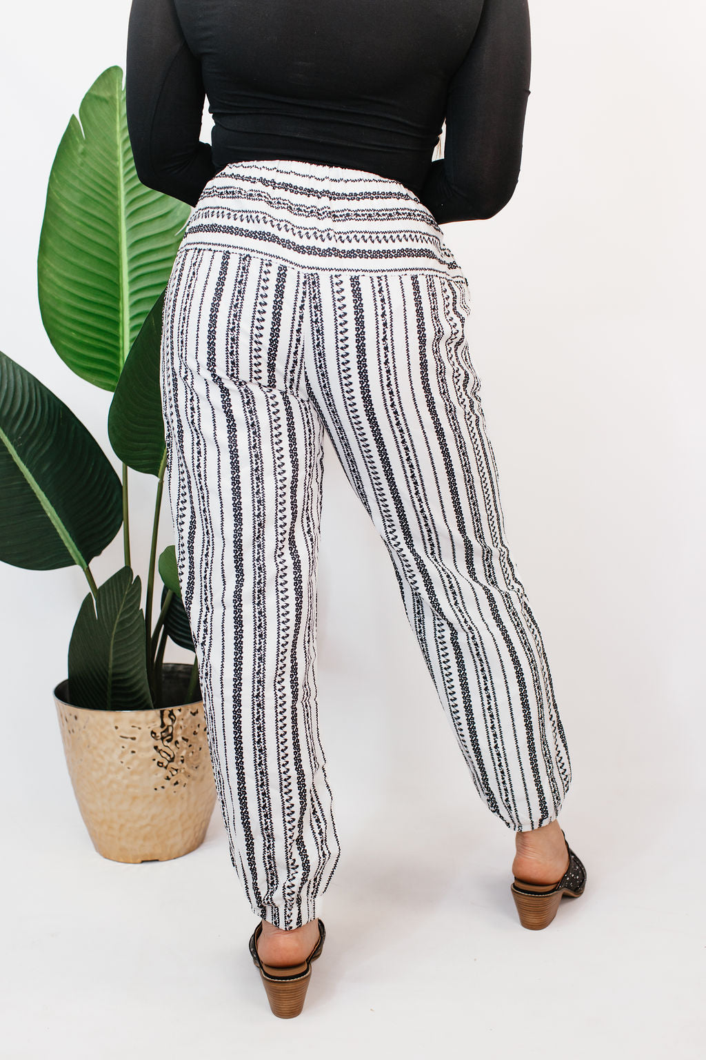 Black Out Lines Pants - FINAL SALE