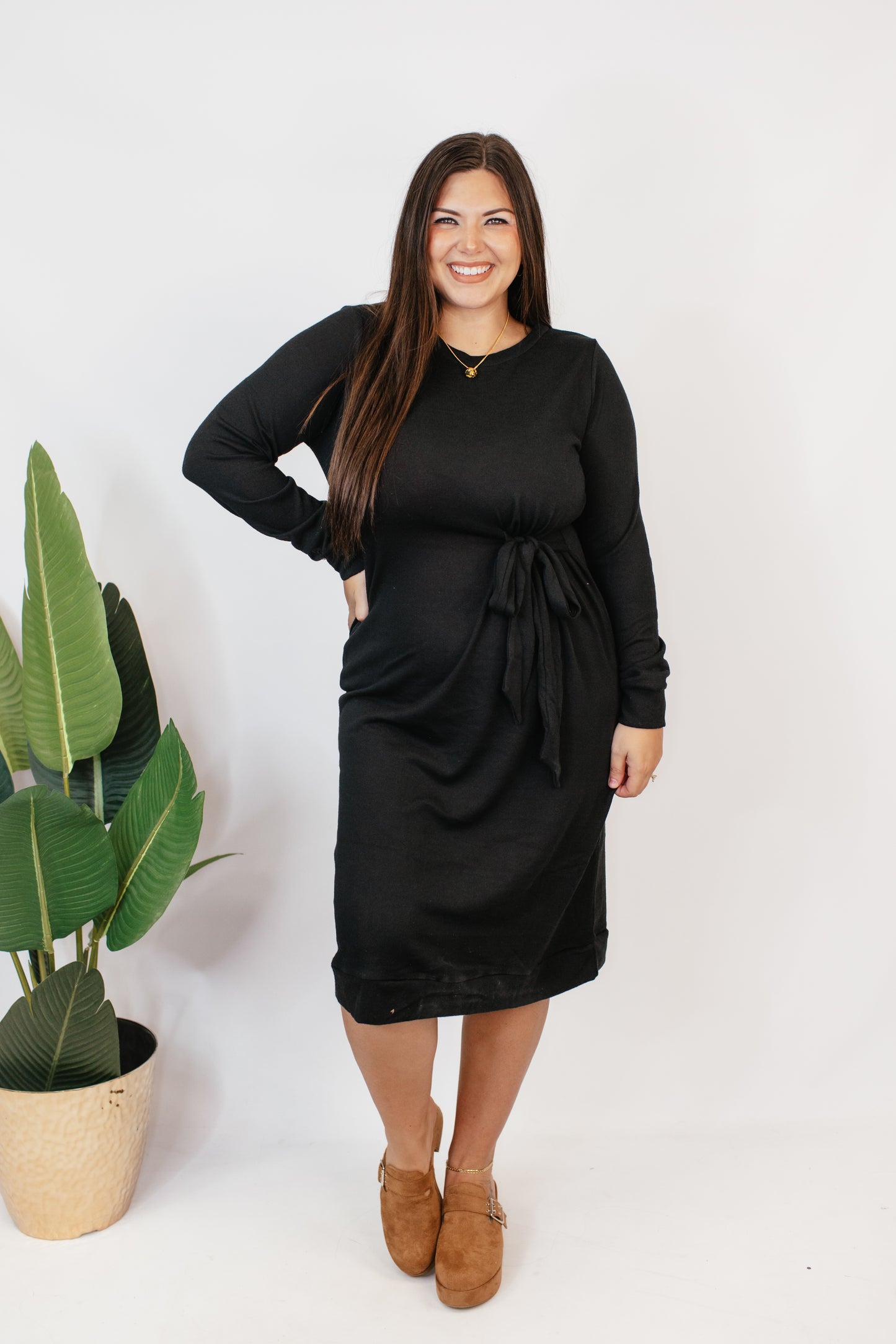 Cozy Elegance Dress In Black - Reg & Curvy