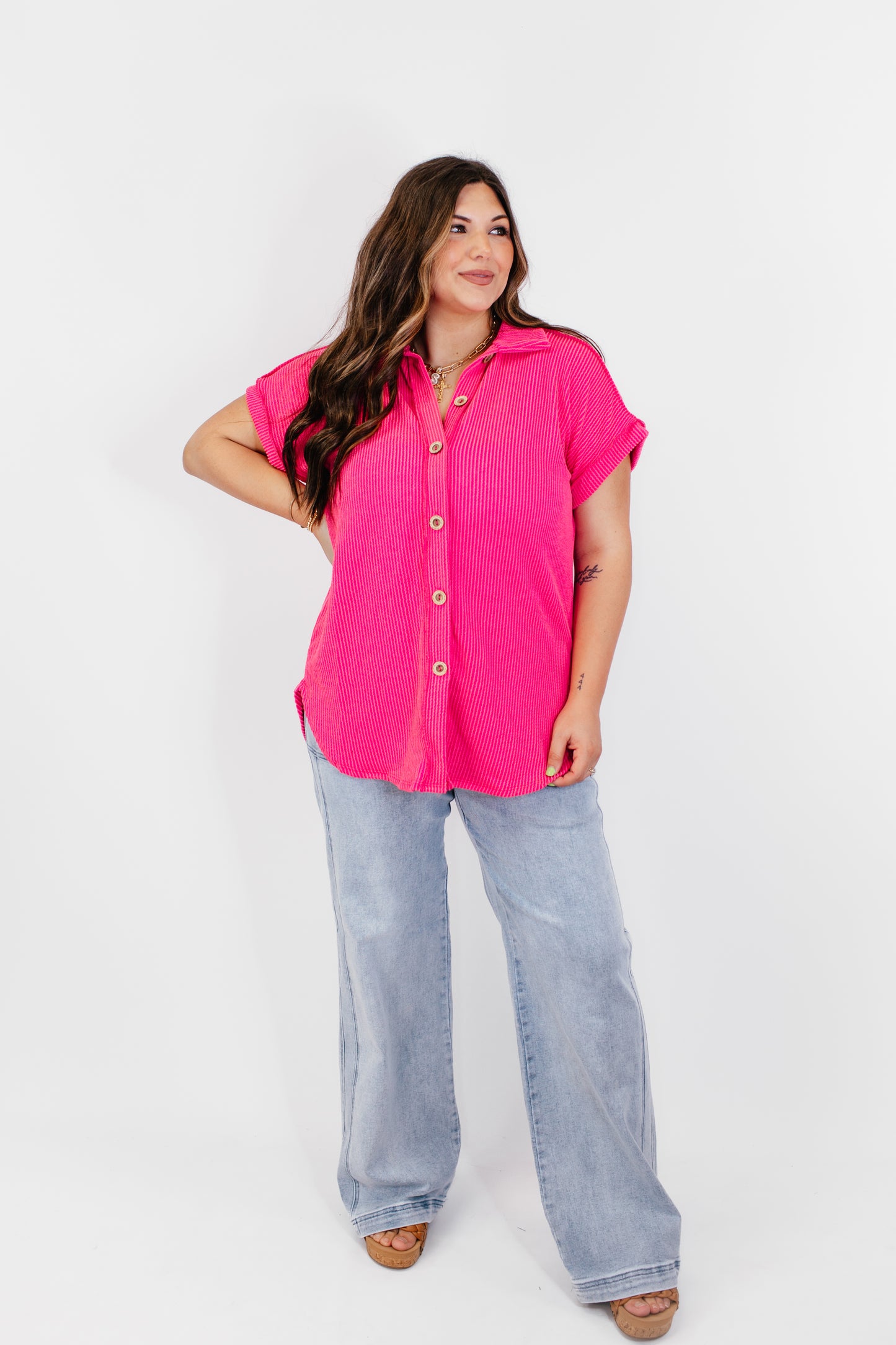 The Button Breeze Top in Hot Pink - Reg/Curvy