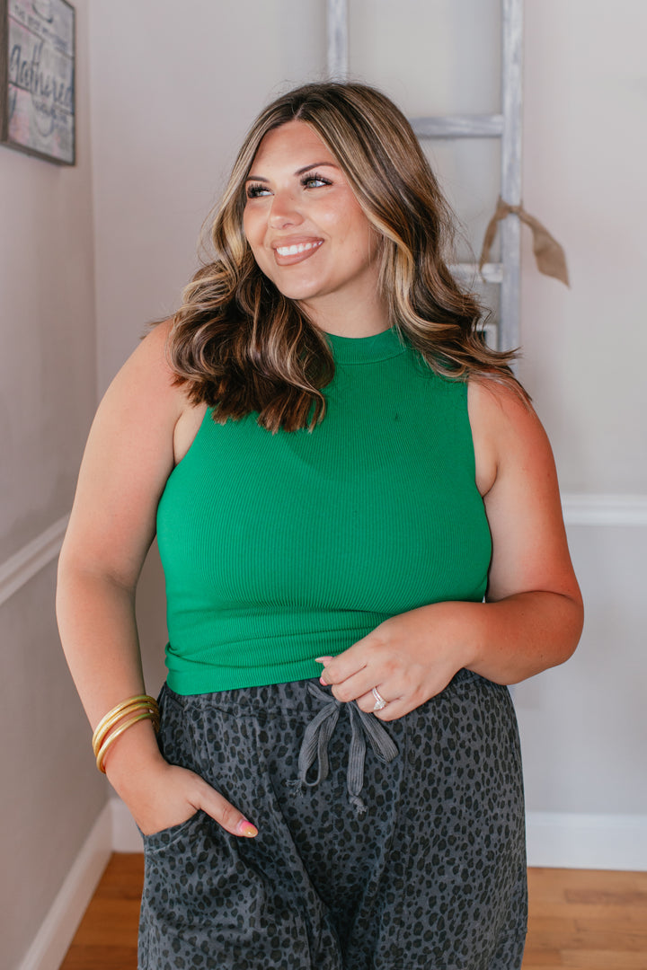 Essential Layers Seamless Mock Neck Tank In Kelly Green