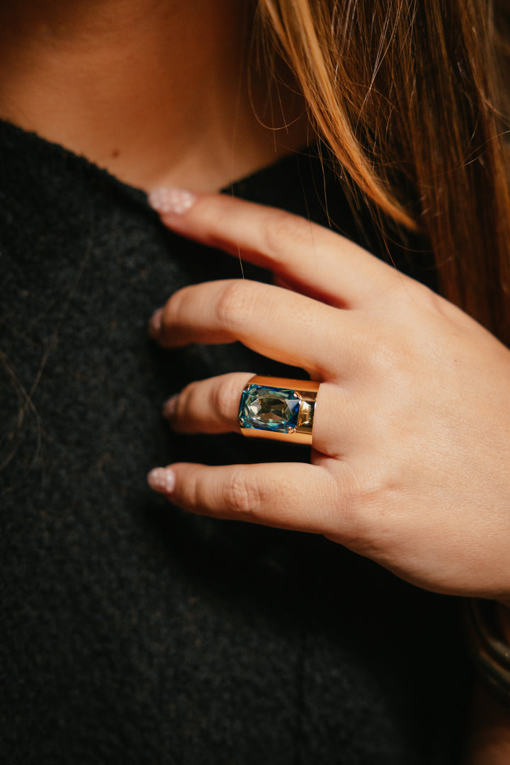 Let's Party Ring In Aqua