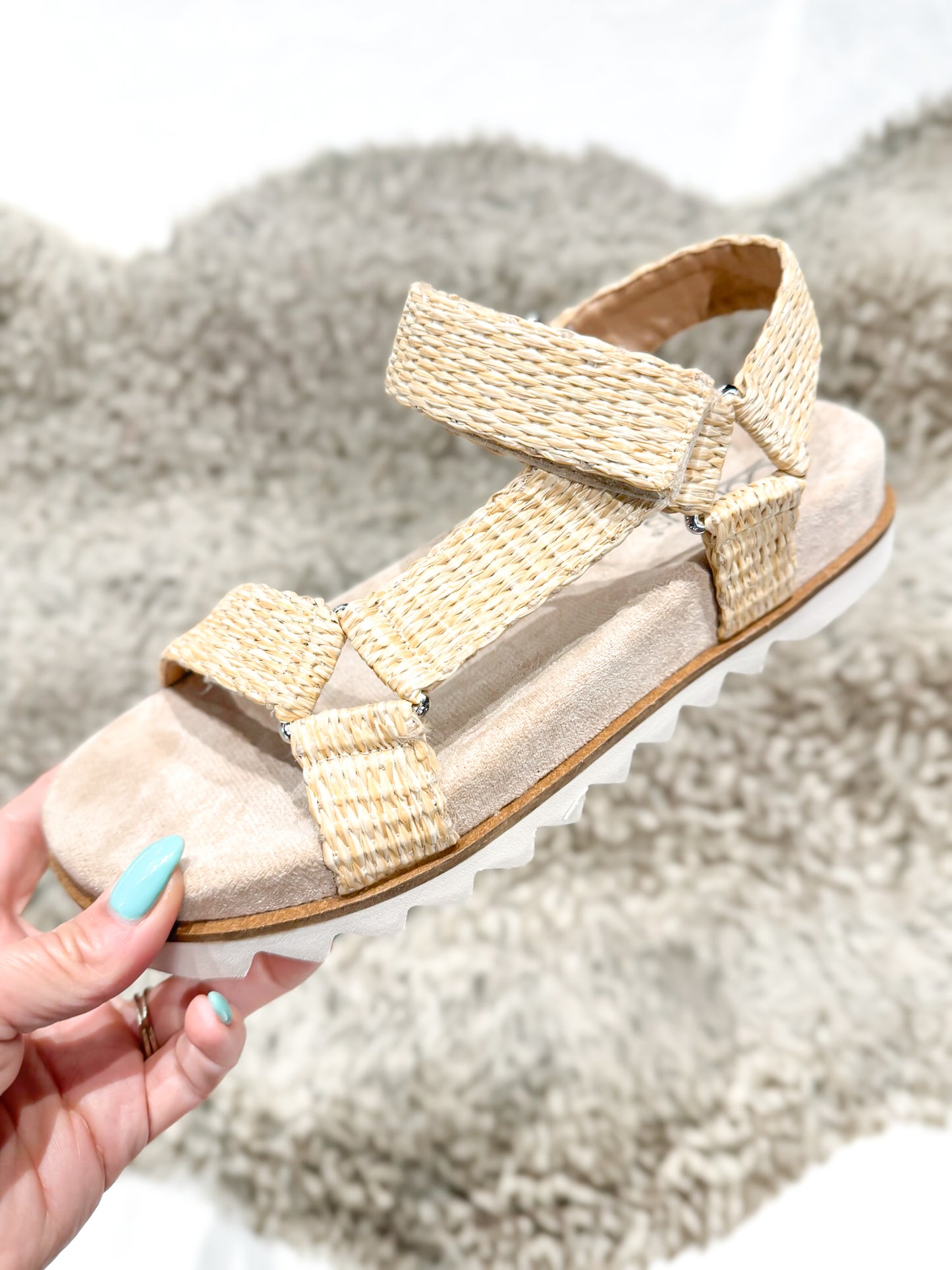 Corky's Raffia Give It a Go Wedges
