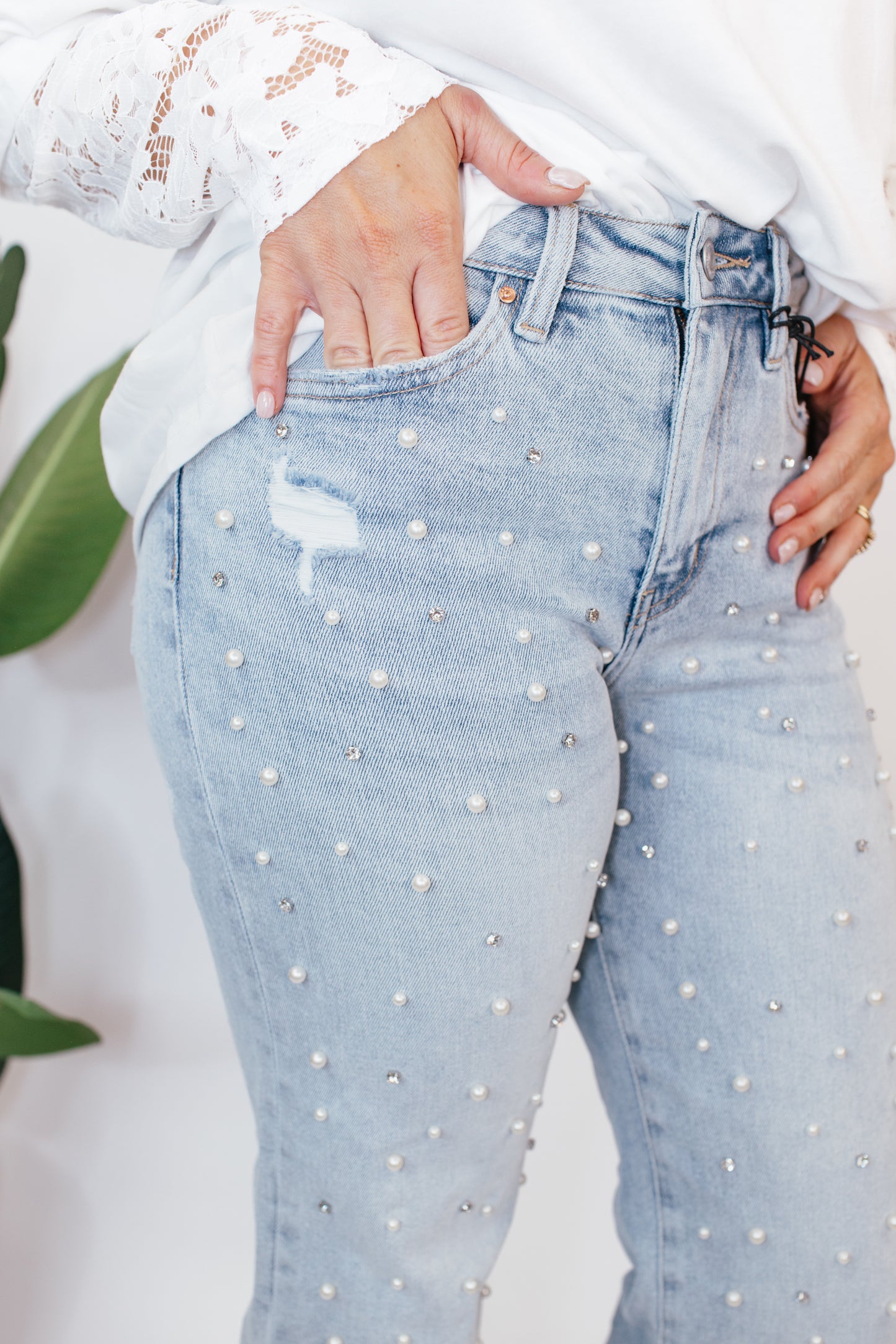 Mica Pearl Crush Cropped Jeans