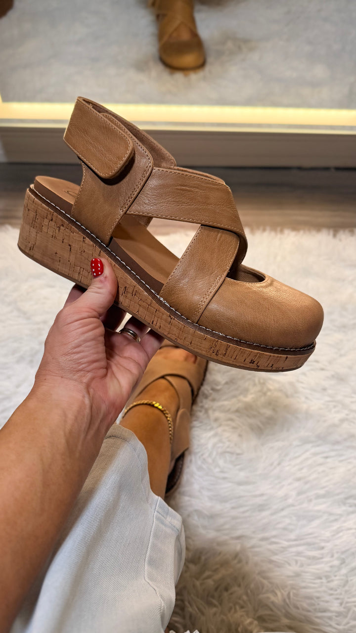 Corky's Caramel Bring It In Sandals