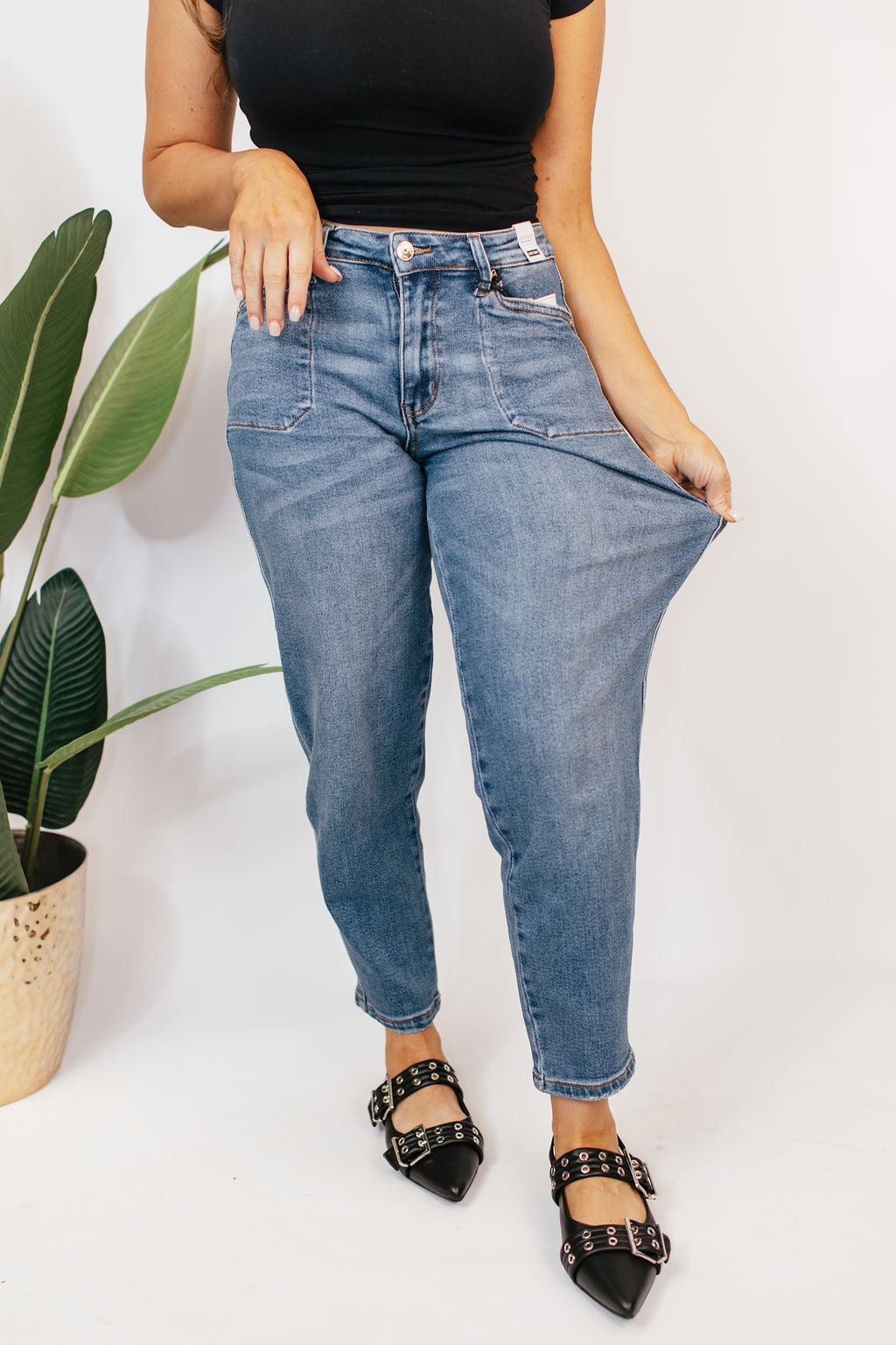 Judy Blue Go-To Denim Barrel Jeans - Reg & Curvy