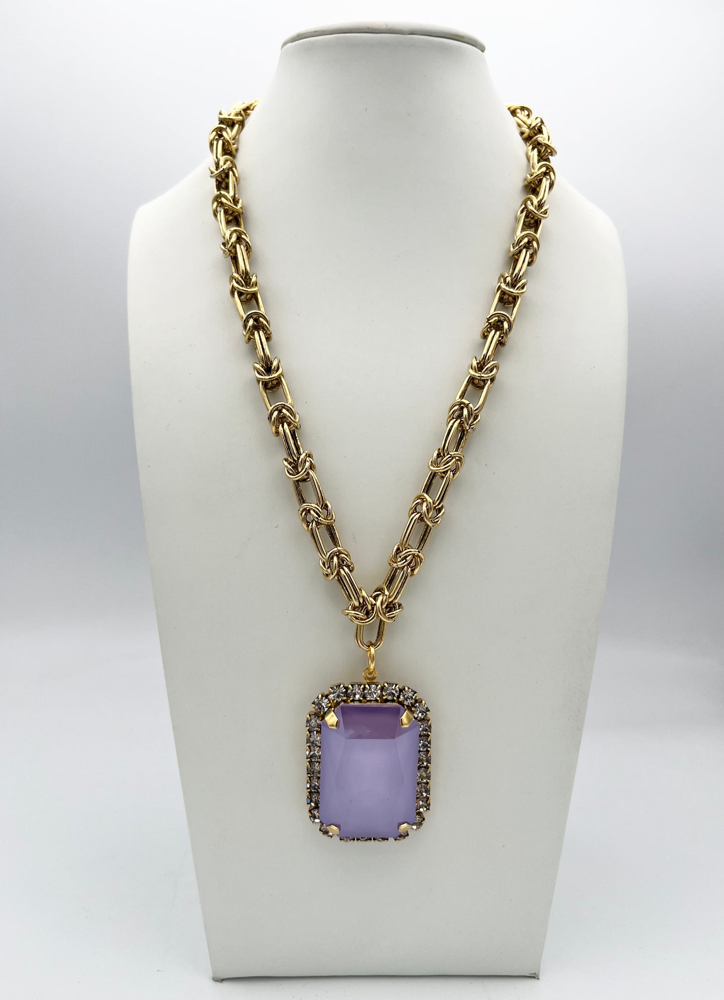 Tova Soleil Necklace in Lilac Ultra With Clear Border