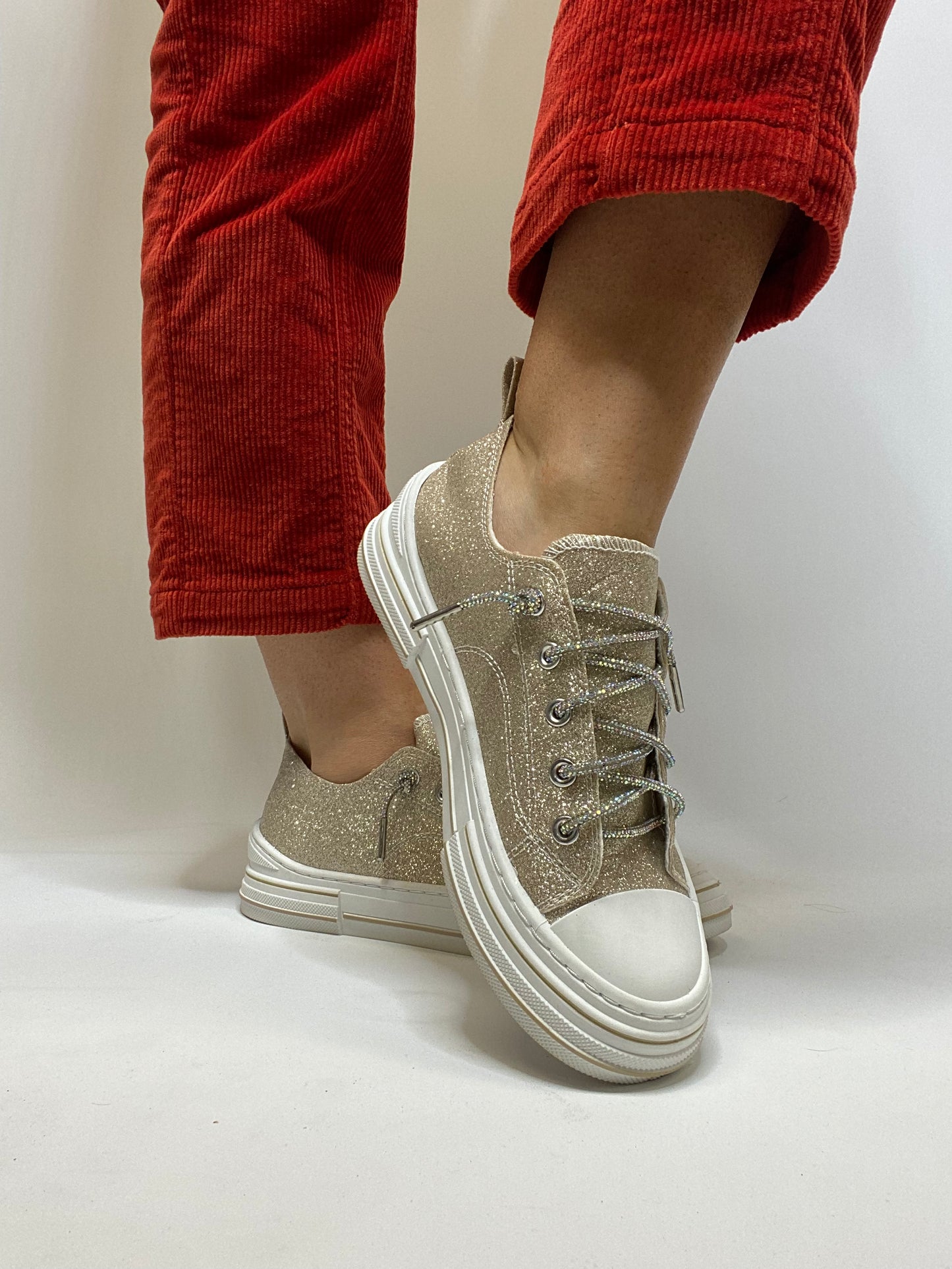 Very G Gold Glitter Aman Sneakers