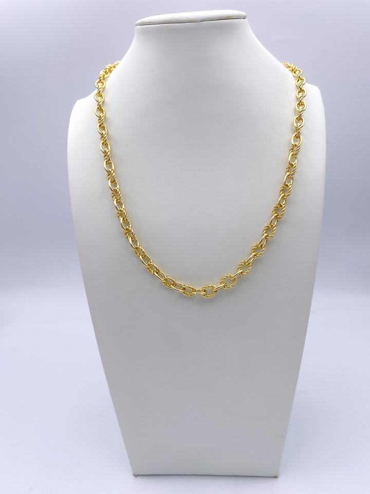 Golden Line Necklace