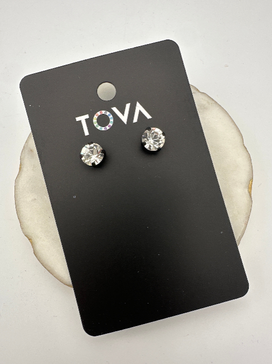 Tova Oakland Studs In Smutt Clear