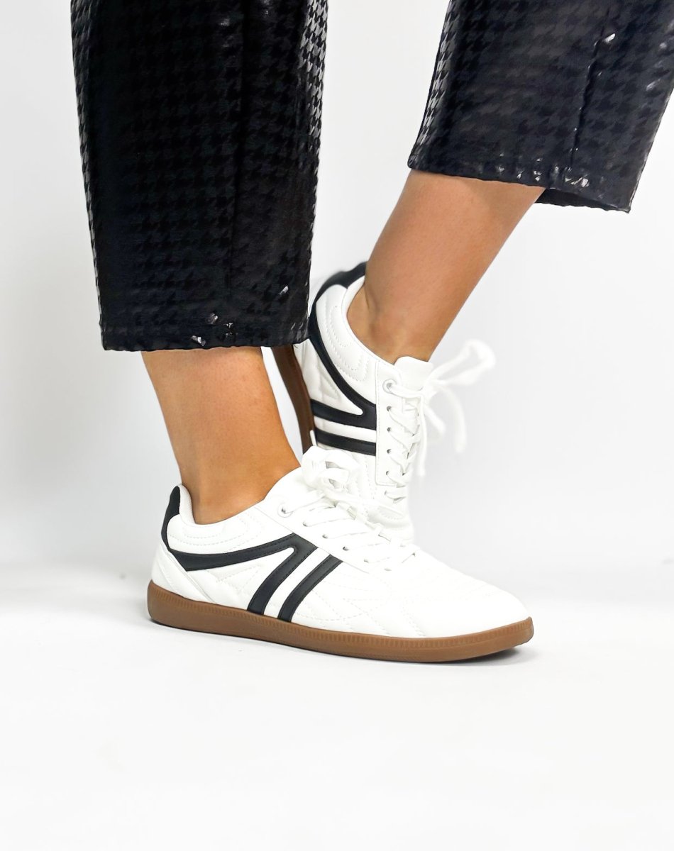 Black and White Great Sneakers - Macoma Boutique