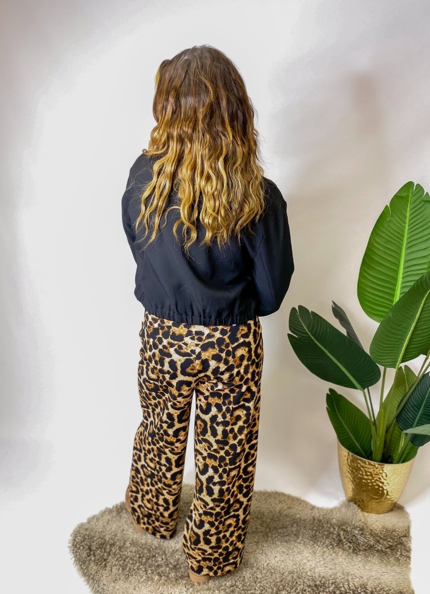 BLACK FRIDAY DEAL: City Scene Jacket In Black - Macoma Boutique240 Jackets/Blazers