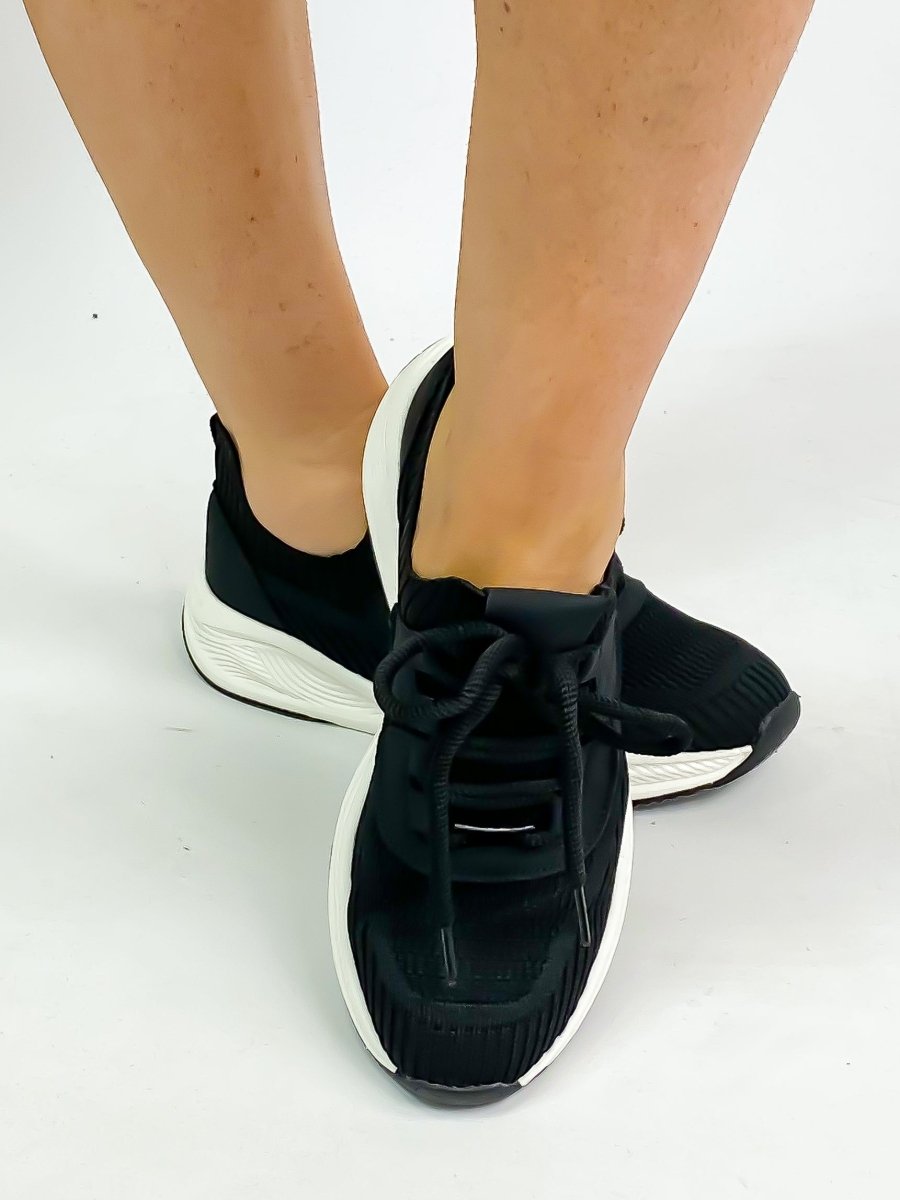 Black Stride Shoes - Macoma Boutique