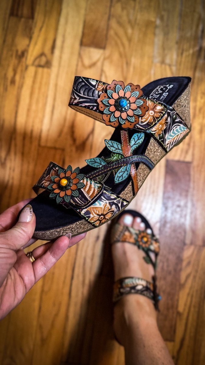 L'artiste Navy Multi Moai Wedges - Macoma Boutique302 Wedges & Heels