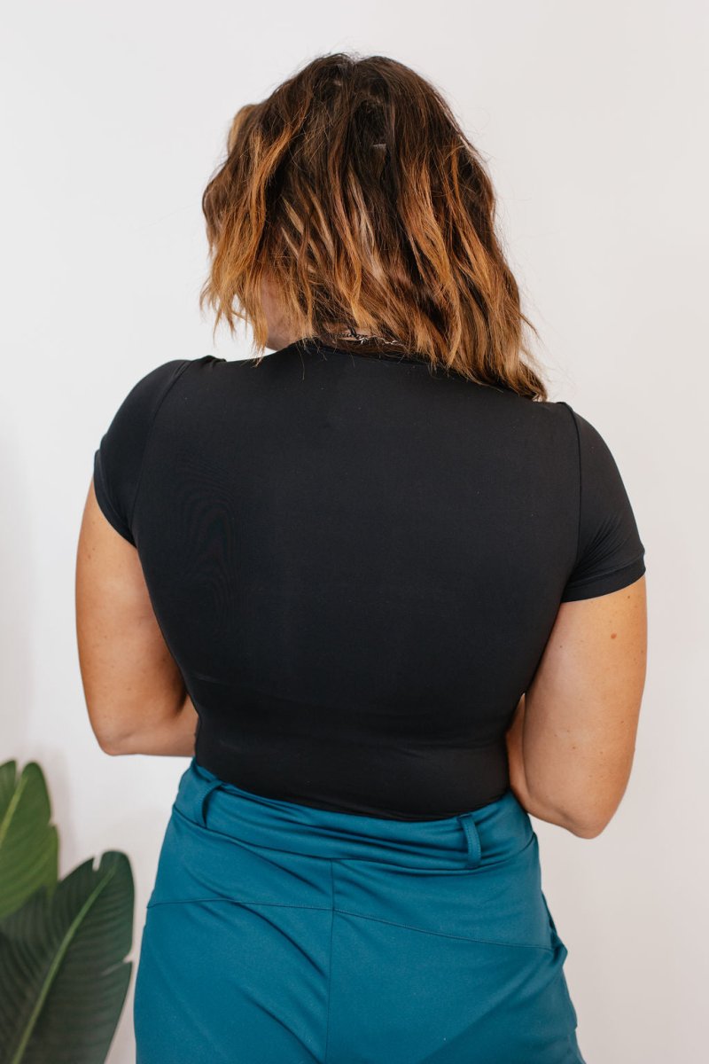 Slimm T-Shirt In Black - Reg & Curvy - Macoma Boutique100 Short Sleeve