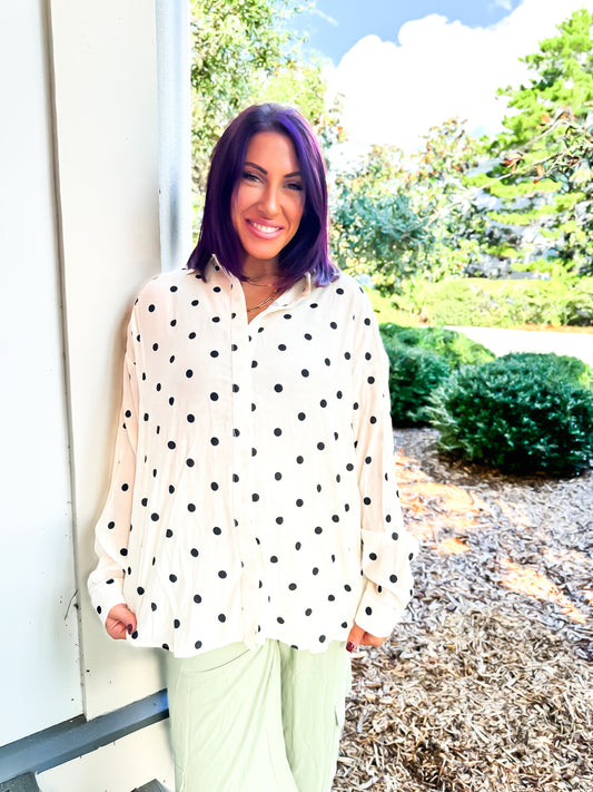 Presale:  Spot On Button Down Top - Reg/Curvy