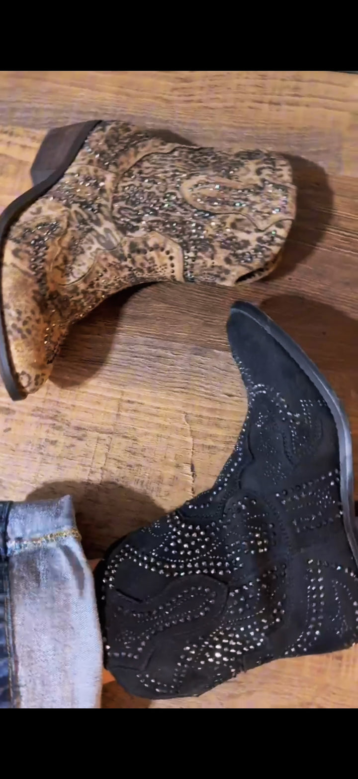 Very G Black Shay Boots