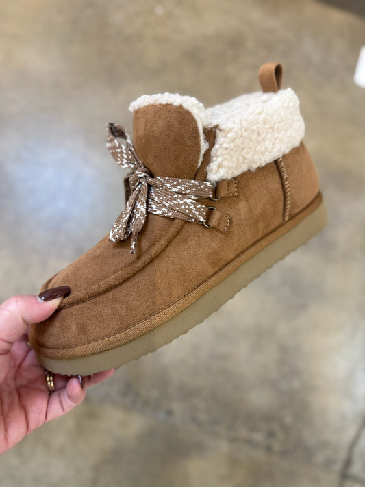 Presale: Very G Tan Cherilyn 2 Shoes