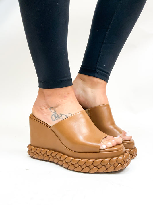 Corky's Tan Resting Beach Face Sandals