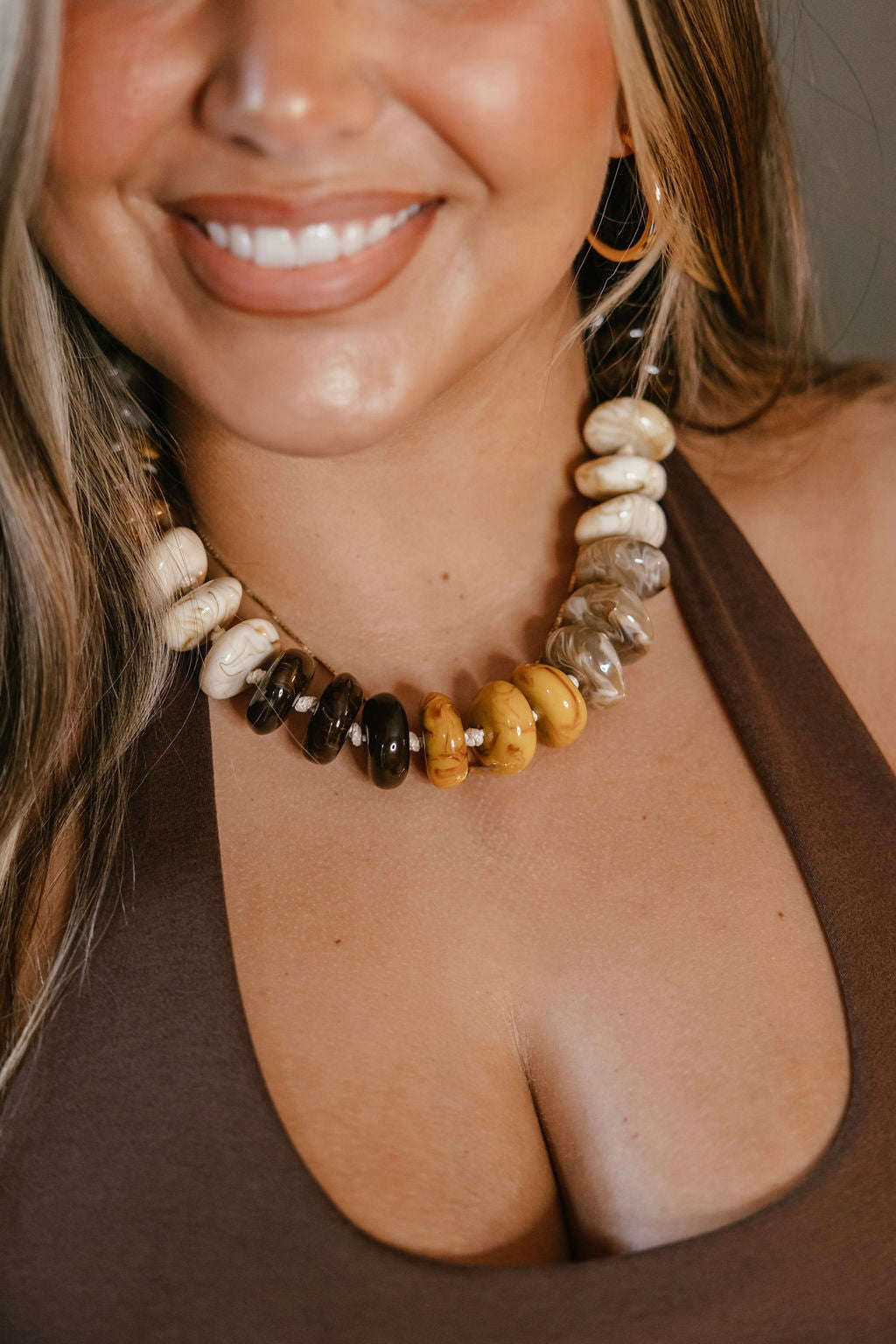 Bright Side Necklace In Mocha Mist