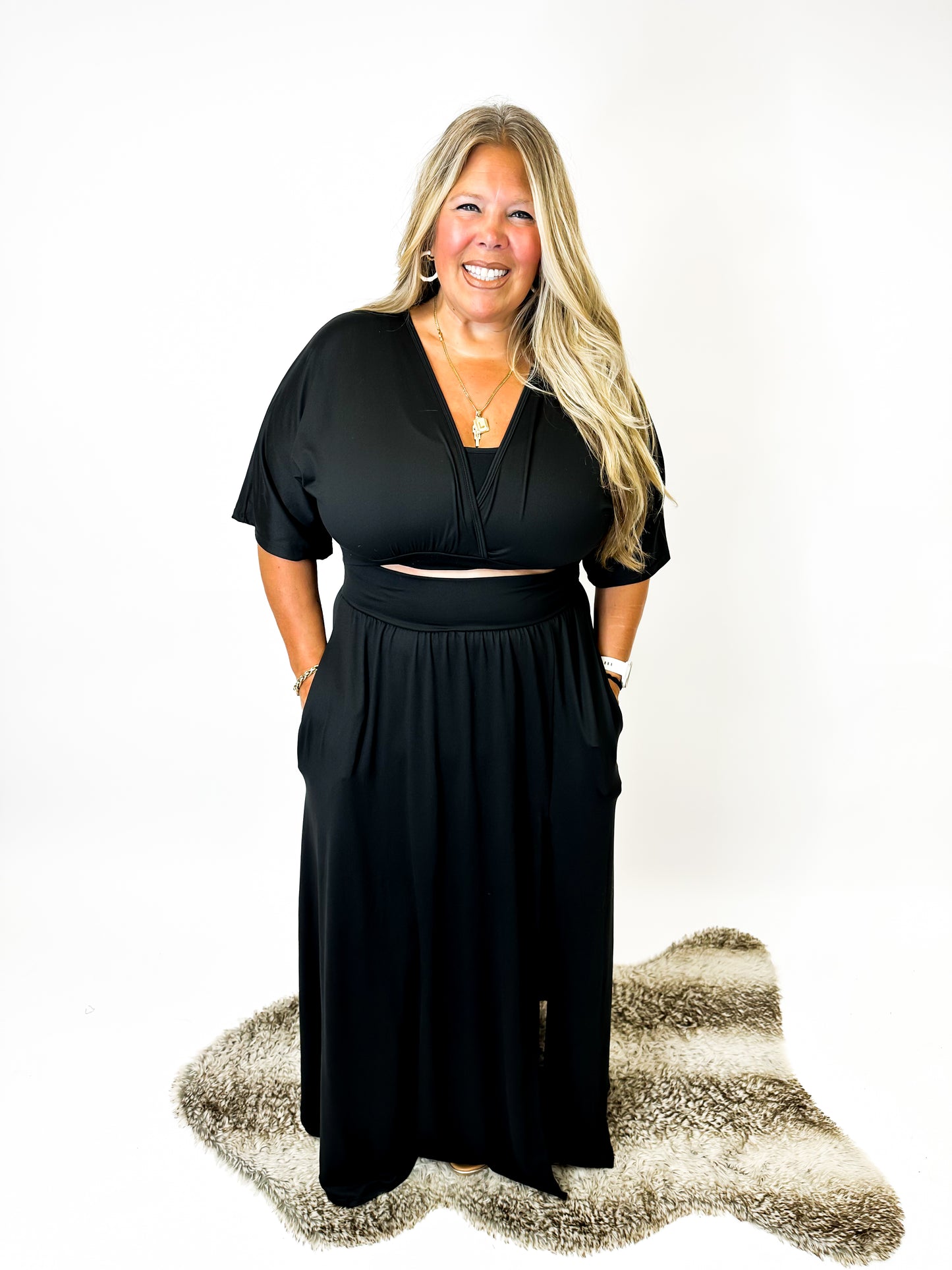 Vogue Vibes Maxi Dress in Black - Reg/Curvy