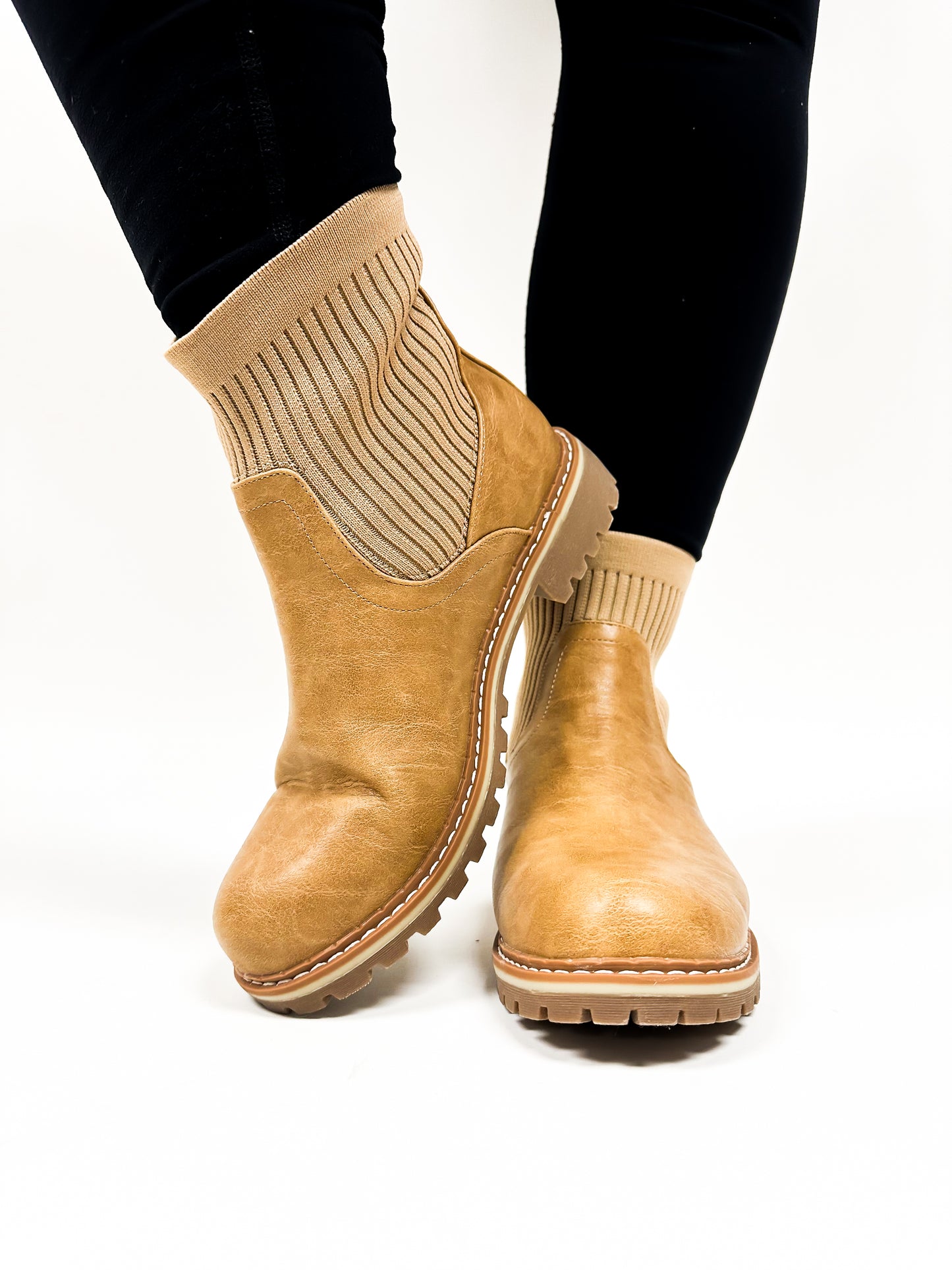 Corky's Caramel Cabin Fever Boots