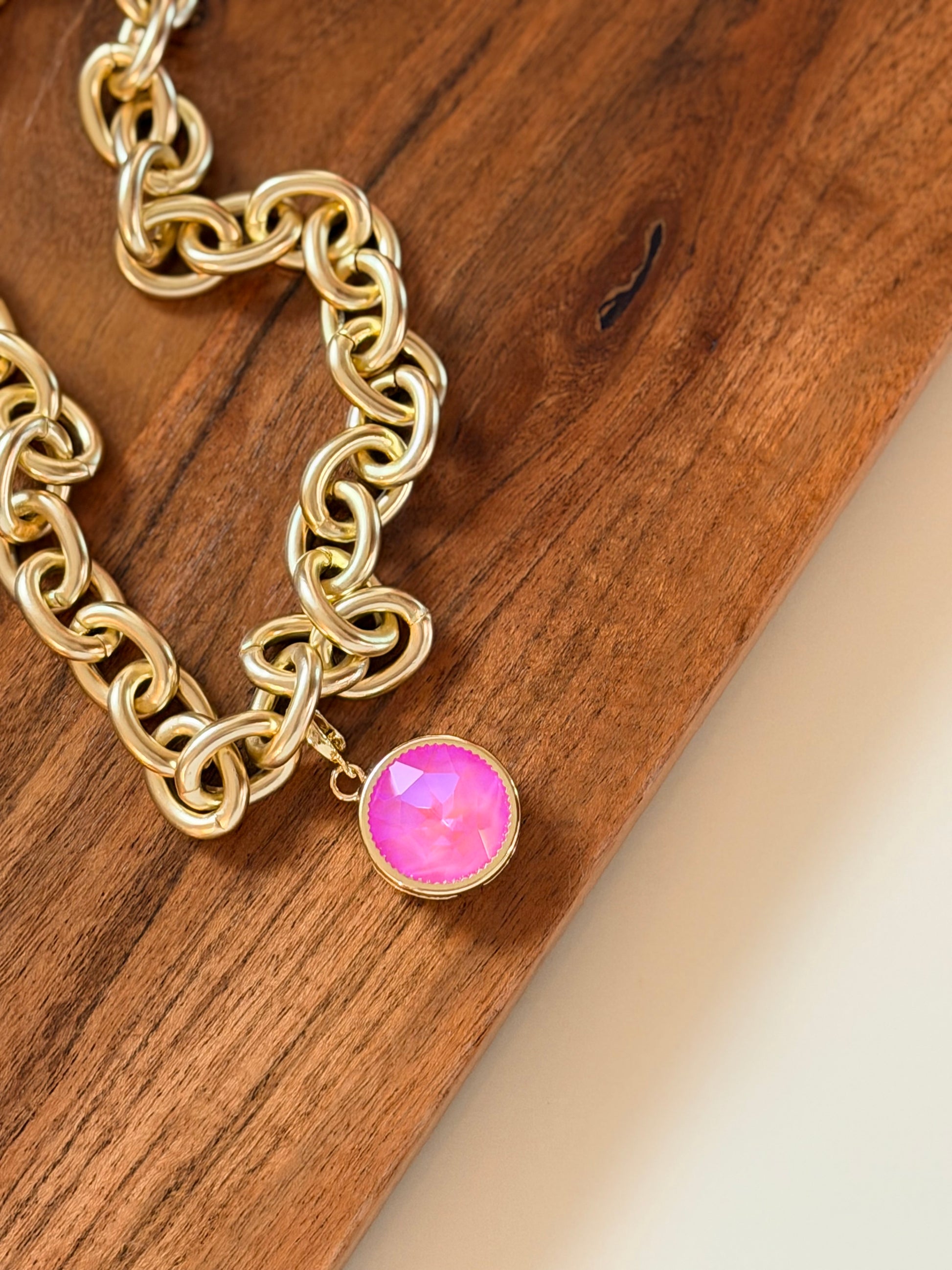 Round About Charm In Hot Pink