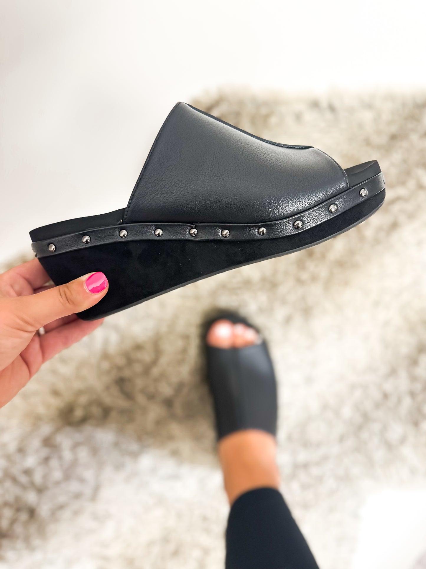 Corky's Black Smooth Hissy Fit Wedges