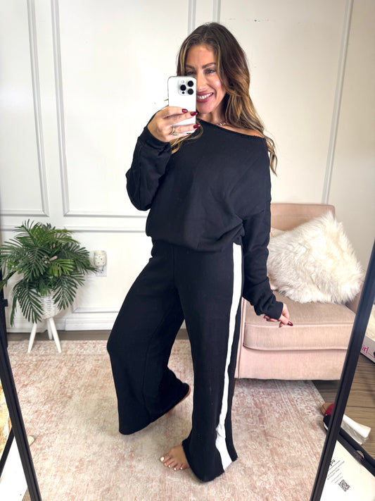 Airplane Mode On Pants In Black & White - Reg & Curvy