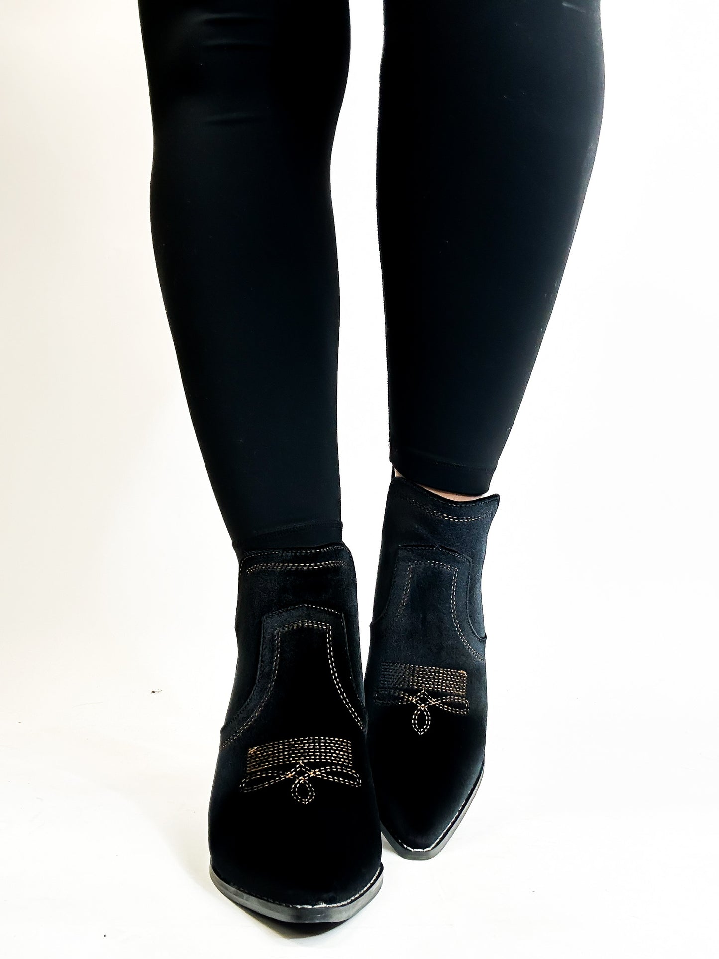 Bottes de spectacle en velours noir de Corky