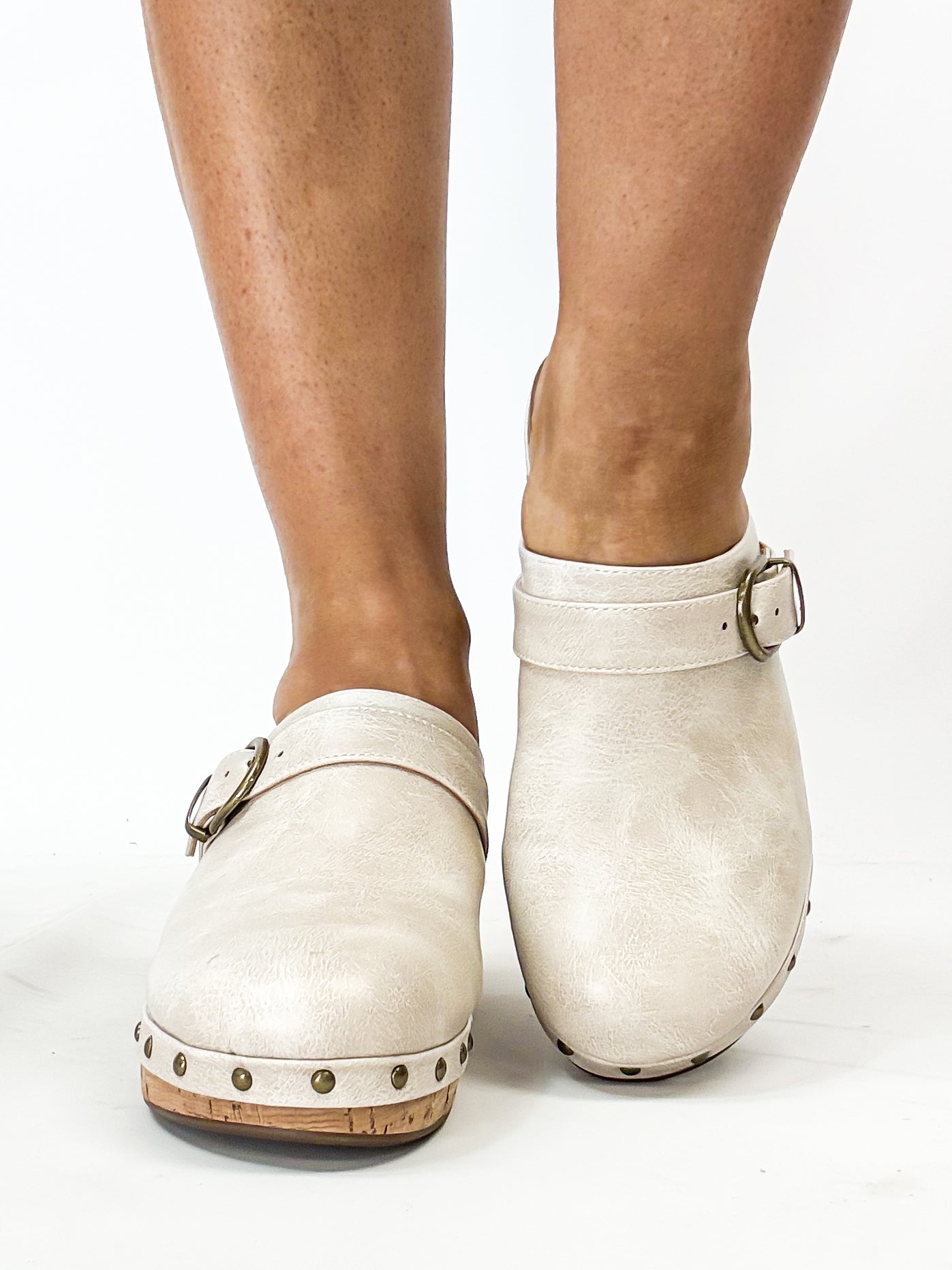 Corky's Ivory Who Knew Wedges