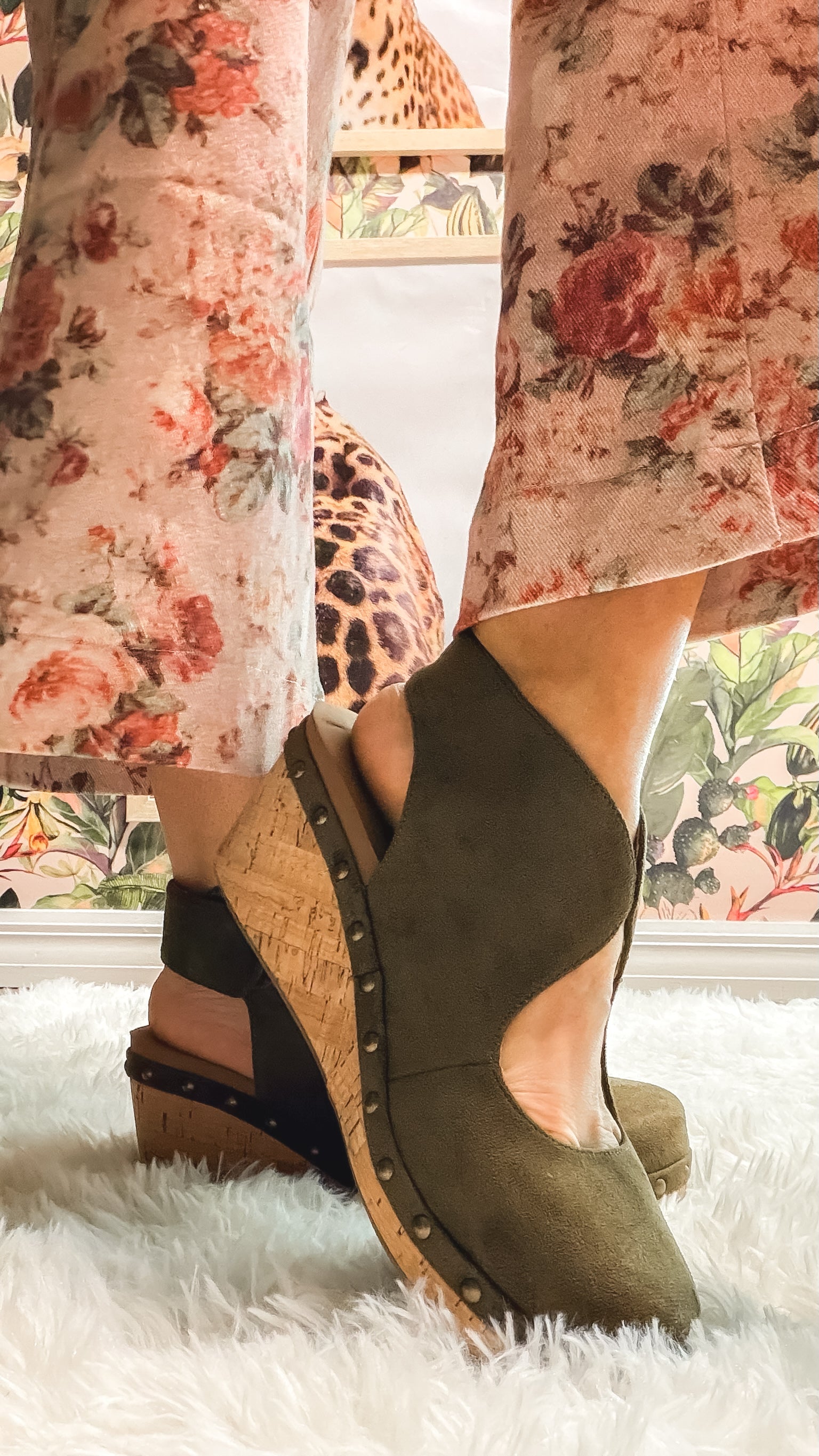 Corky's Moss Oh It's You Wedges
