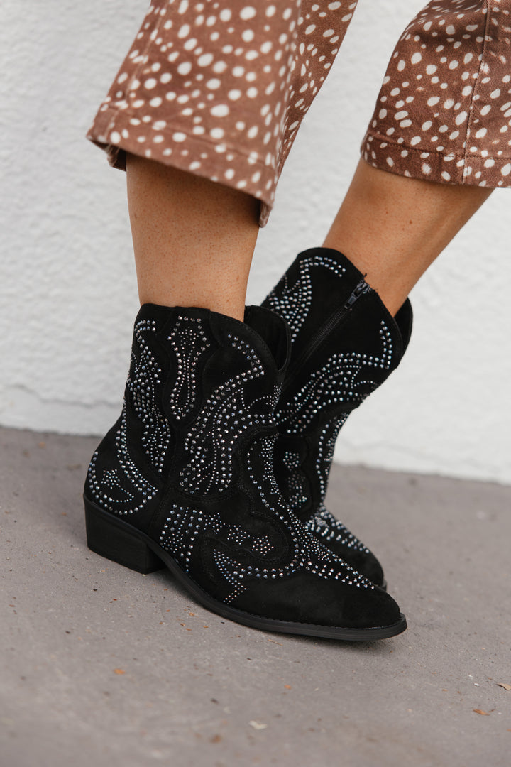 Very G Black Shay Boots
