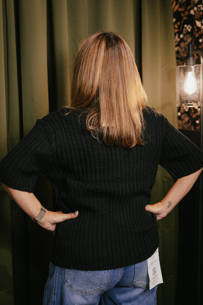 Uptown Knit Top In Black - Reg & Curvy