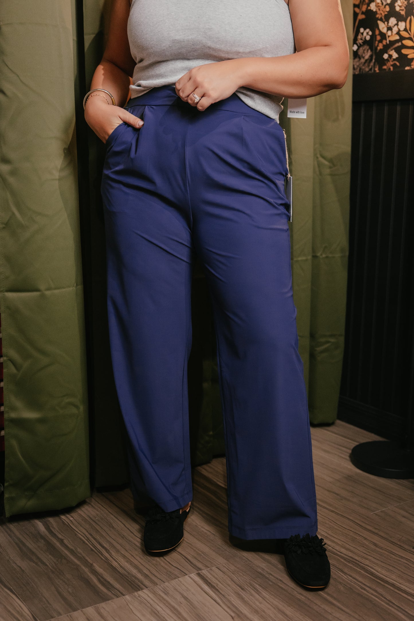 On The Agenda Pants In Navy