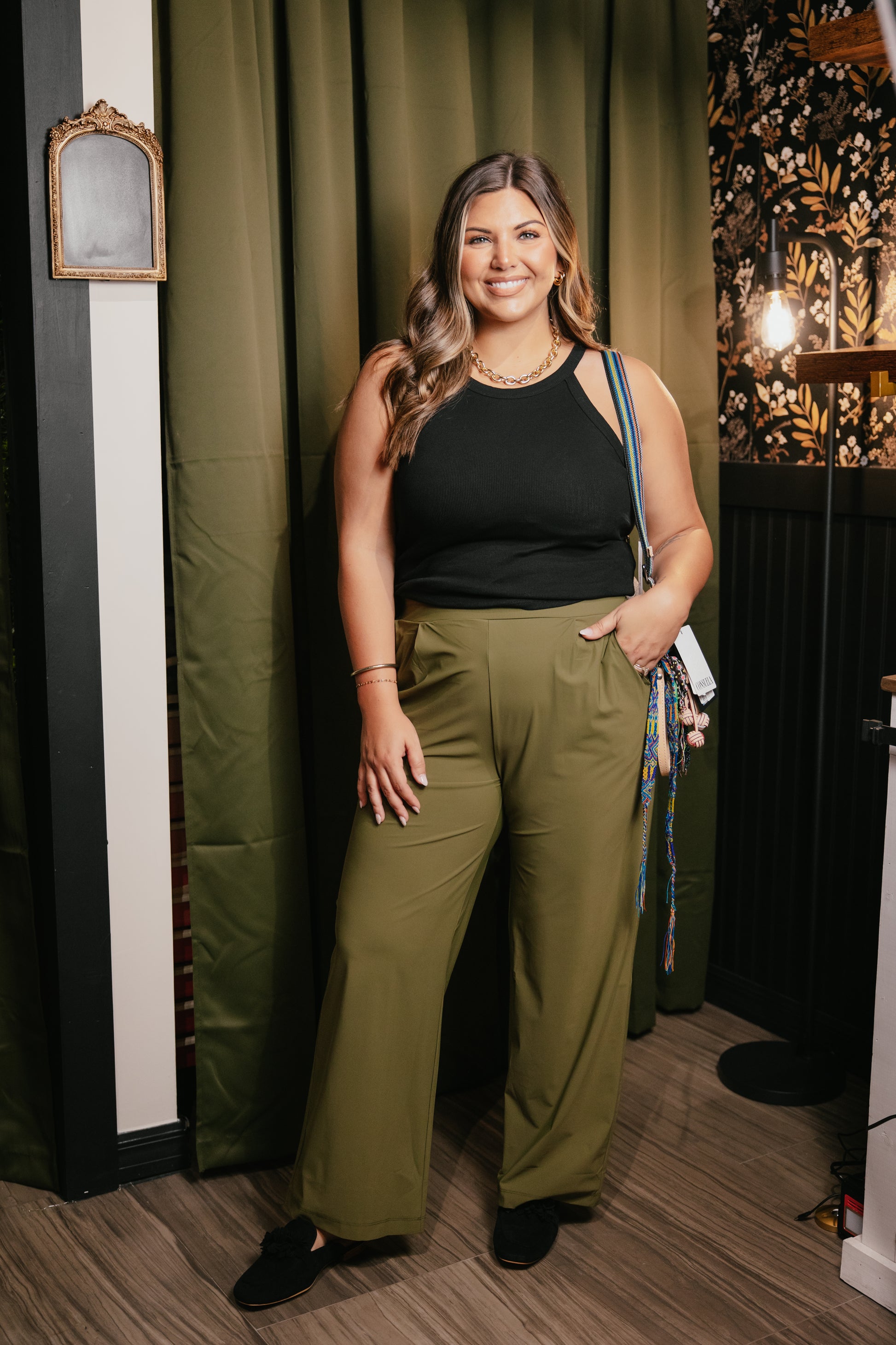 On The Agenda Pants In Khaki Green