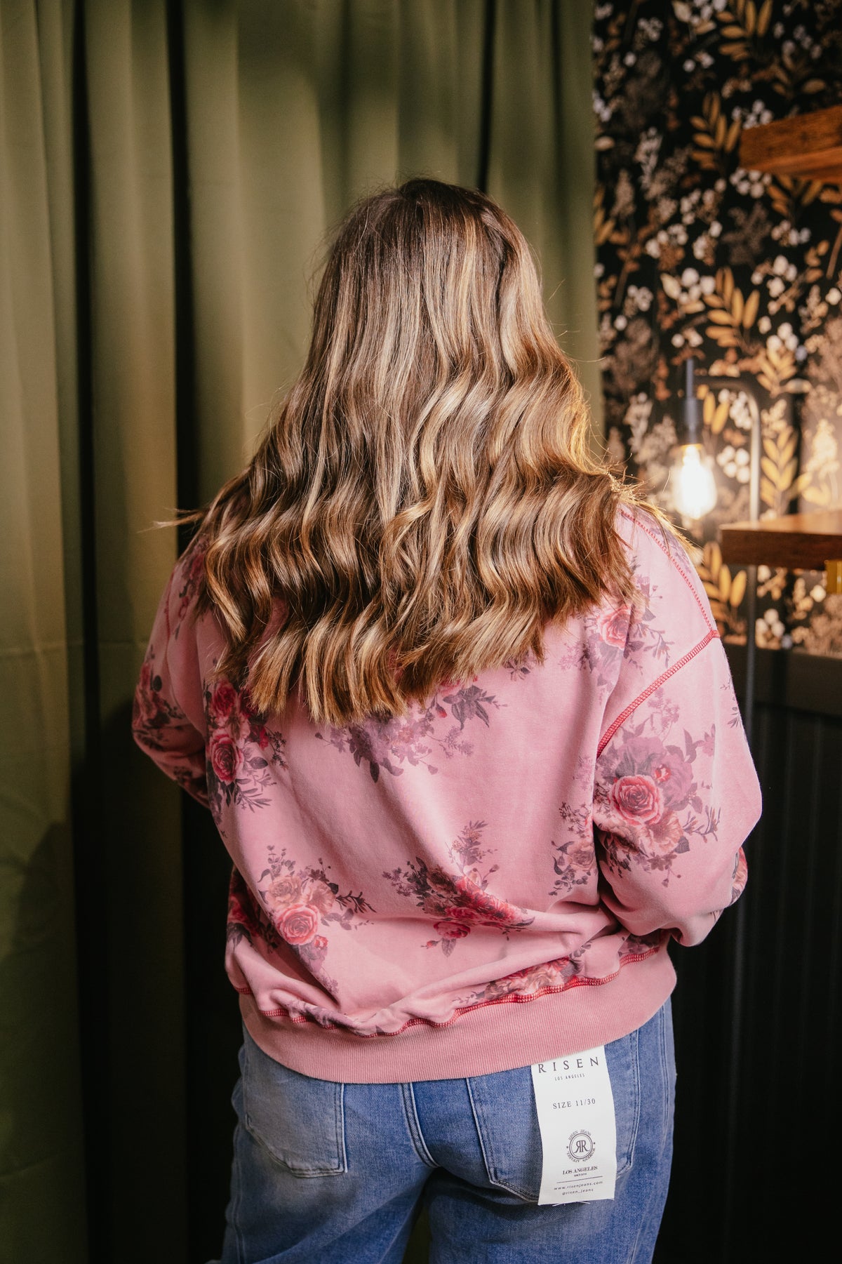 Rosewood Retreat Sweatshirt In Dusty Rose
