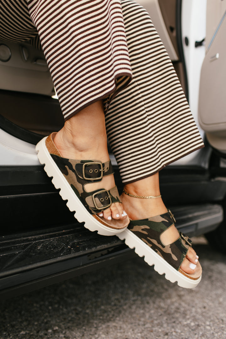 Corky's Camo Rumor Has It Sandals