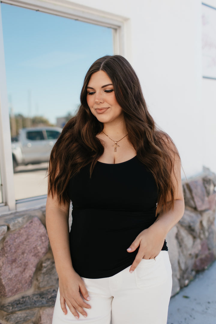 Elite Fit Tank In Black - Reg & Curvy