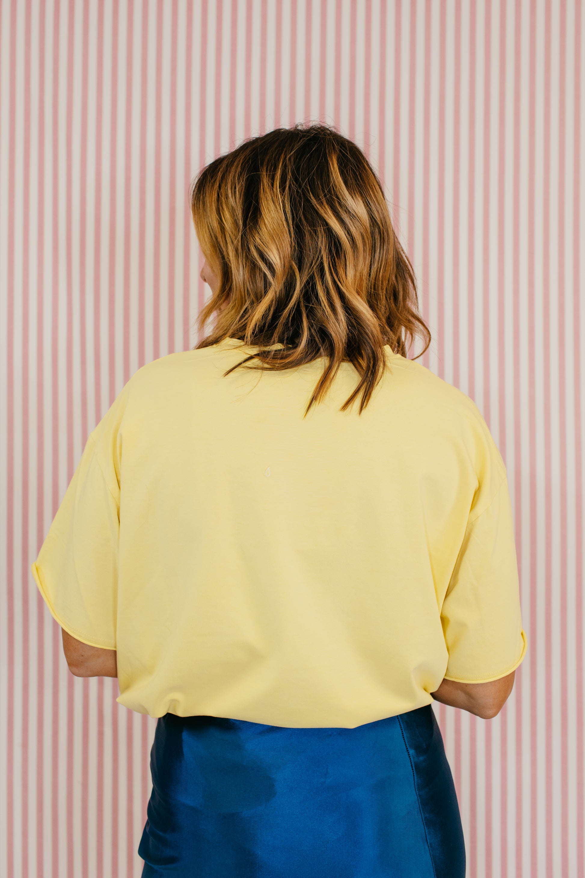 Squeeze The Day Tee In Yellow - Reg & Curvy