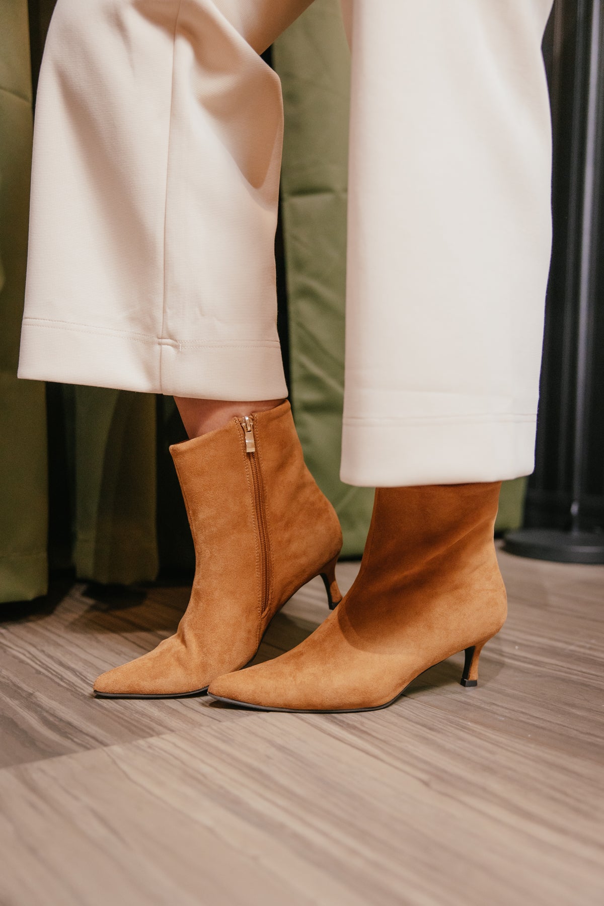 Corky's Camel Gold Digger Boots