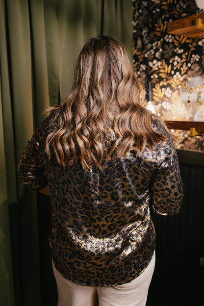 Stolen Glances Top In Gold Black Leopard - Reg & Curvy