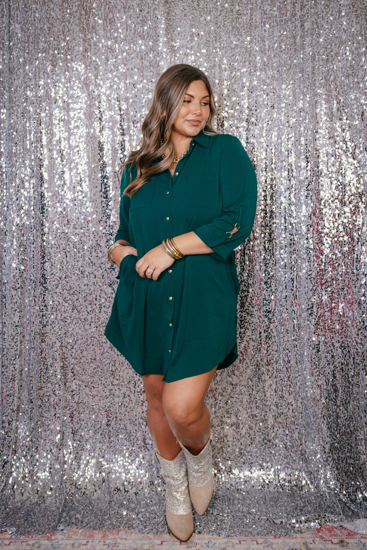 Cue The Compliments Dress In Forest Green - Reg & Curvy