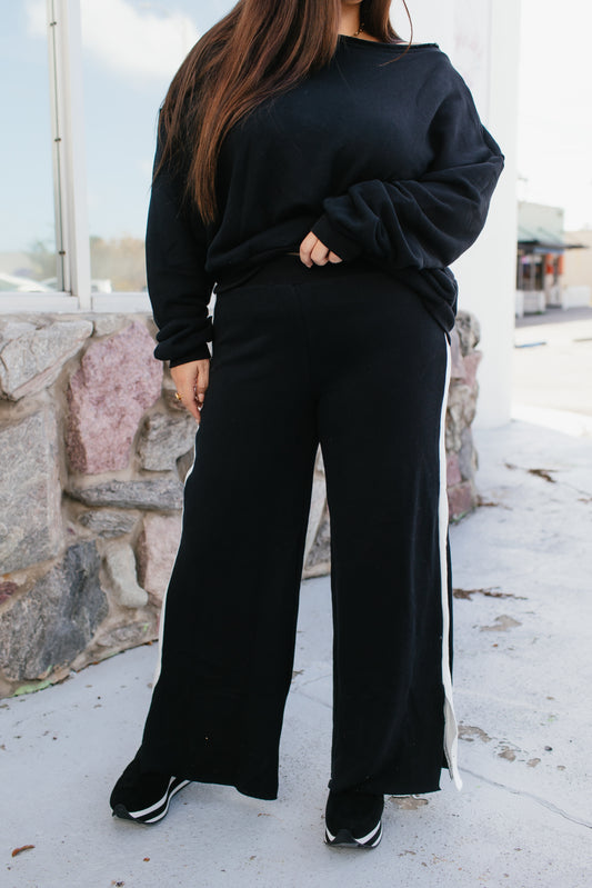 Airplane Mode On Pants In Black & White - Reg & Curvy