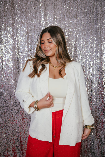 Boardroom Babe Blazer In Cream - Reg & Curvy