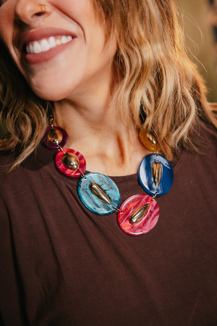 Boldly Beautiful Necklace Set in Multi