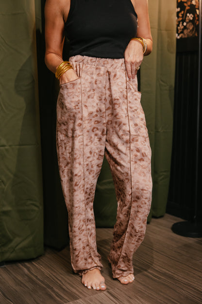 Casually Cool Pants In Sedona Cheetah - Reg & Curvy