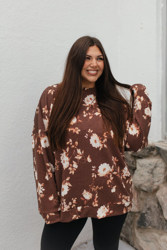 Sierra Pullover In Brown - Reg & Curvy