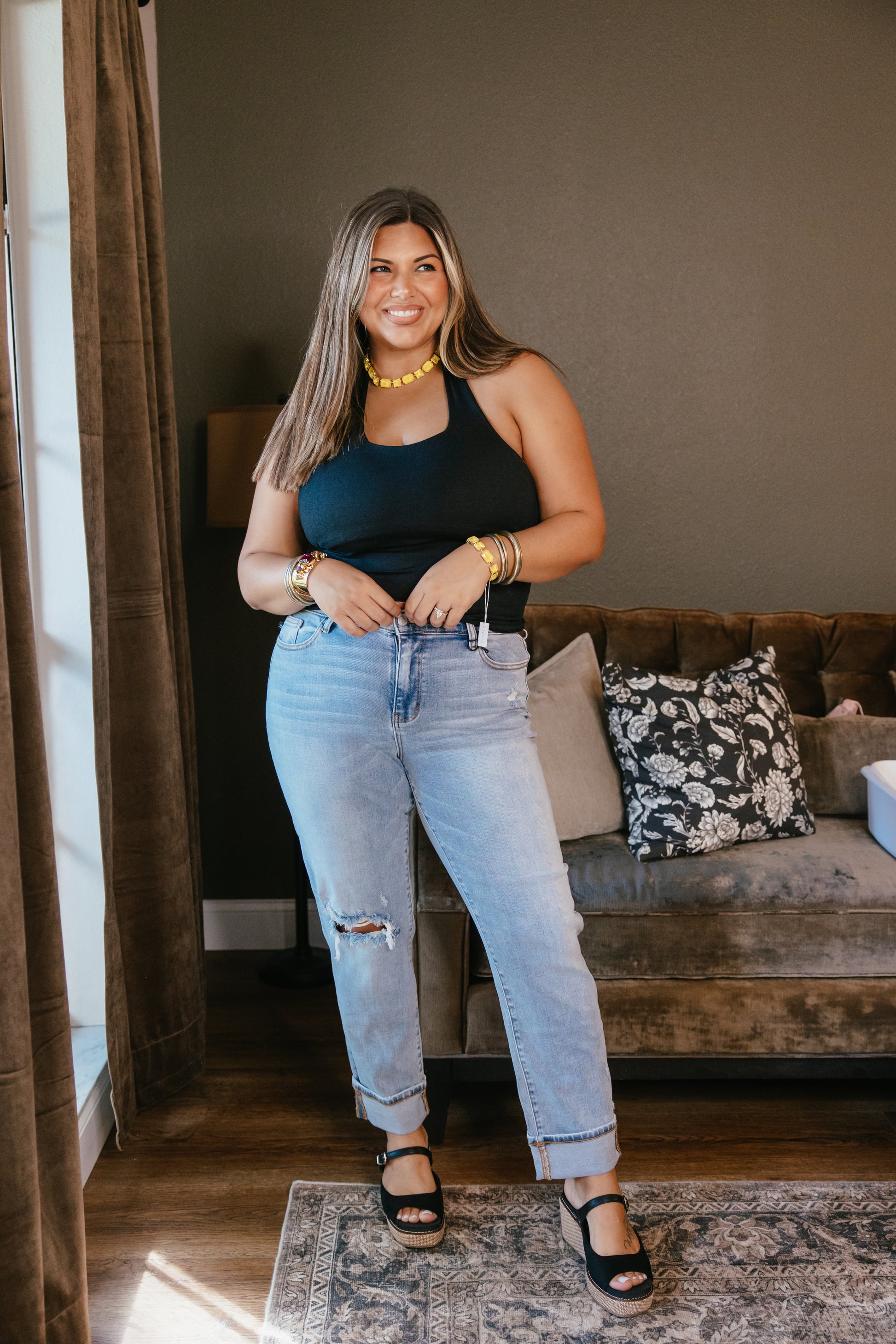 Show Stopper Brami Halter In Black - Reg & Curvy
